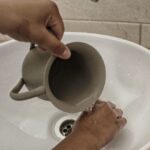 Parscha Ki Tisa Hände waschen