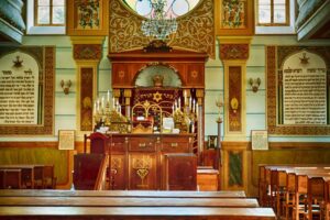 Warum mussten wir die Synagogen verlassen?